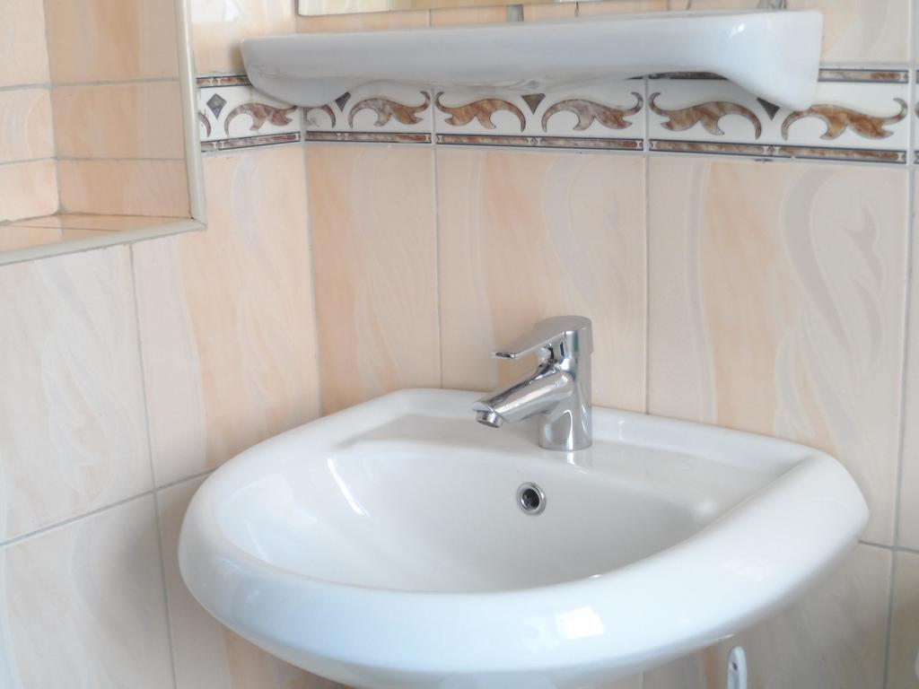 Tropical Towers Apartments Найробі Номер фото
